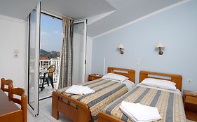 Captains Hotel